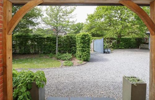 New Forest District Apartment | Appletree Cottage