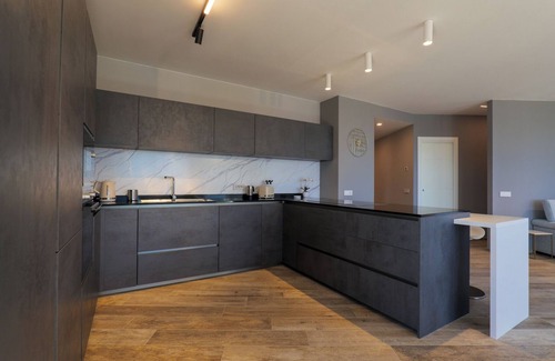 Cresseglio Apartment | Approx. 190 m² 6-room house unit with terrace and whirlpool