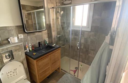 Frejus Port Apartment | Appt Fréjus 4 personnes plage à 100m