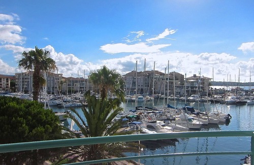 Frejus Port Apartment | Appt Very beautiful SEA VIEW and marina, with SWIMMING POOL/Parking, 2min walk from BEACH
