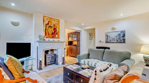 Blisworth House | April Cottage - Blisworth