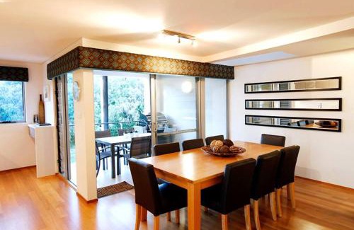 Dunsborough Apartment | Apt 8 'Aquilla' @ Bay View Centro, Dunsborough