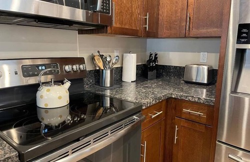 Carpinteria Apartment | Apt 9: Beautiful apartment for families near a beach.