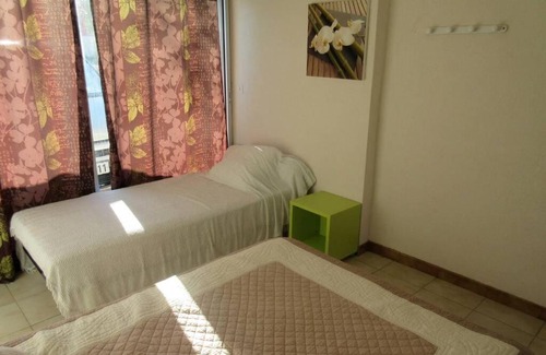Saint-Pierre-la-Mer Apartment | Apt Climatisé T3 Saint Pierre La Mer, terrasse, jardin et parking privé