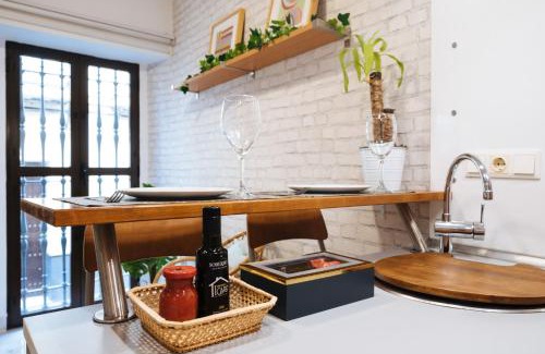 San Julian Apartment | APT. ICARO - El Ventanal de Sevilla