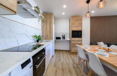 Old Town of Avila Apartment | APT-Inside the Wall-Family,Games,Relax,History