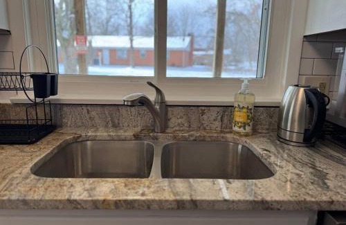 Oberlin Apartment | Apt Near Oberlin College