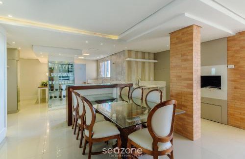 Tres Pinheiros Apartment | Apt w/BBQ, 3 bedr, 700 m from Lago Negro ALT0402
