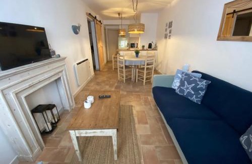 Llafranc Apartment | Apto 1a línea del Paseo Llafranc con Aire acondicionado Sin Vistas
