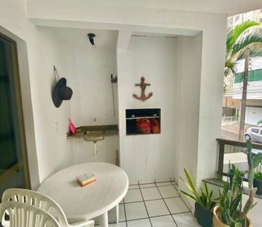 Castelo Branco Apartment | Apto 5 min praia 3 quartos até 8 pessoas