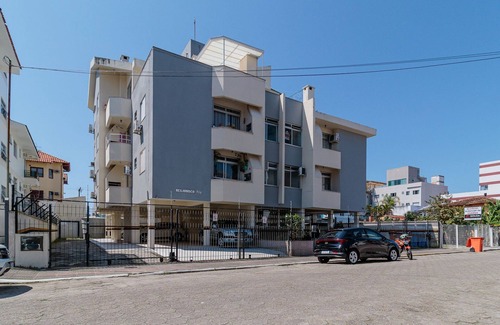 Canasvieiras Apartment | Apto bem Localizado a 500mts da Praia Rhi206