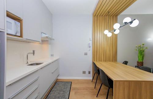 Batel Apartment | Apto de 1 Quarto no Helbor Stay Batel - HSB0966