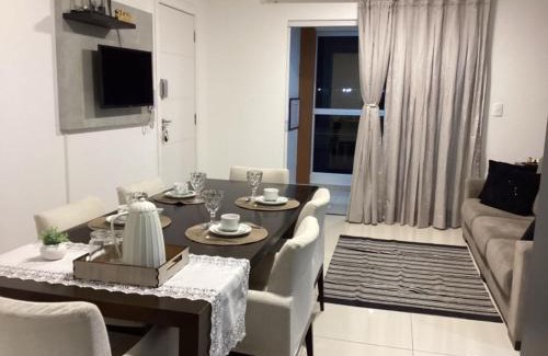 Centro Apartment | Apto ideal entre Aeroporto, a Praia e o Beto Carrero