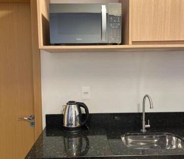 Centro Apartment | Apto Moderno com garagem passos a Vila Germânica