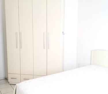 Porto Belo Apartment | Apto quadra mar em Balneário Perequê