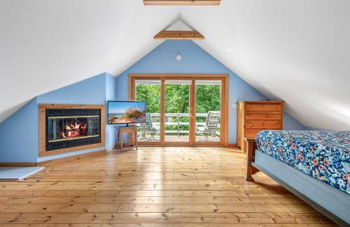 Union Pier House | Aqua Breeze