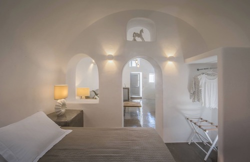 Finikia House | Aqua Serenity Luxury Suites - Adults Only