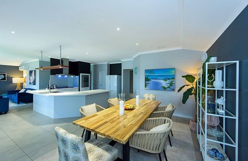 Geographe House | Aqua Tides- Family Home with Pool