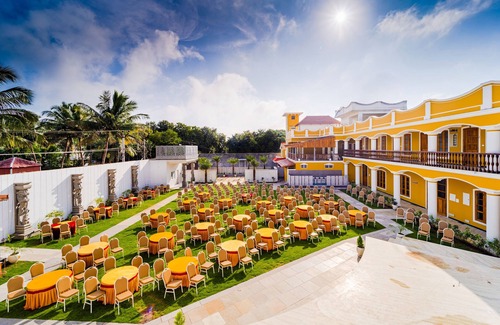 Moratandi Resort | AR Phalazzo Resort and Banquets