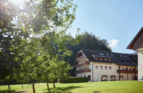 Hof bei Salzburg Hotel | Arabella Jagdhof Resort am Fuschlsee, a Tribute Portfolio Hotel