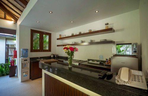 North Legian Hotel | Arama Riverside