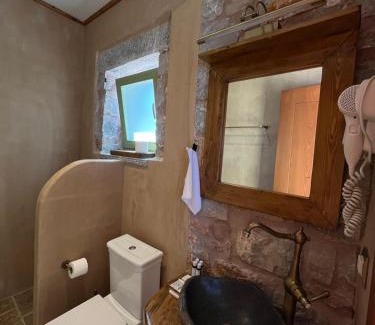 East Mani Hotel | Arapis Rooms & Suites