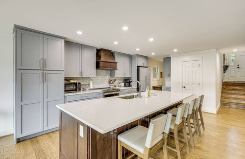 Little Kowaliga House | 'Arcade Cove' - Renovated Lake Martin Home w/Dock