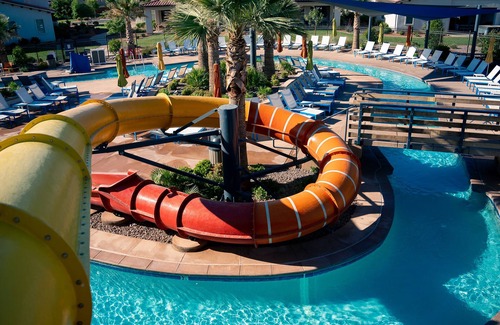 Santa Clara House | Arcadia 43 | Private Hot Tub * Hammock * Resort Pool * Sleeps 22 * BBQ