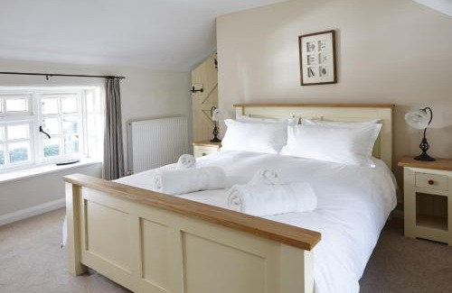 Paignton House | Arch Cottage