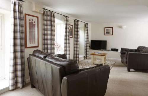 Paignton House | Arch Cottage