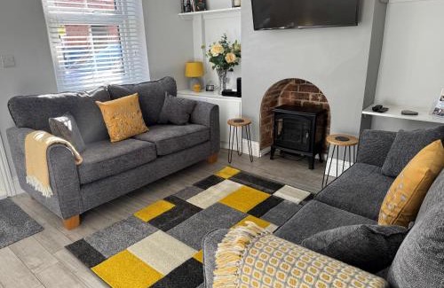 Lincoln House | Archie's Cottage