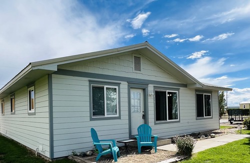 Blanca House | Archie's Place: 20 minute's from the Great Sand Dunes