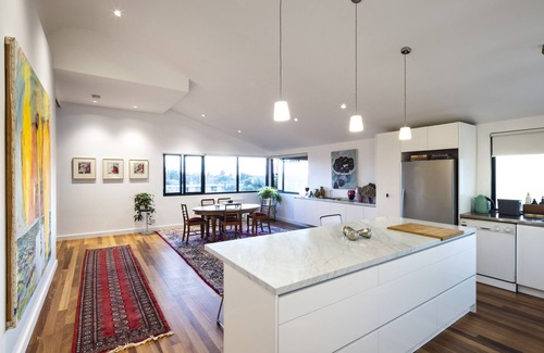 St. Kilda East House | Architectural Apartment, in the heart of St Kilda East close to Melbourne CBD.