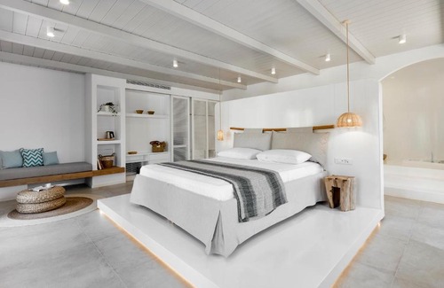 Adamas Hotel | Arco Solium Suites