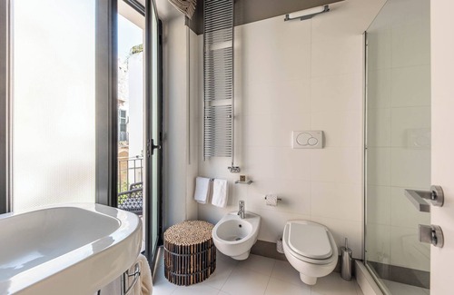 Lecce Historic Center House | ARCO VECCHIO URBAN SUITE by EPOCA COLLECTION