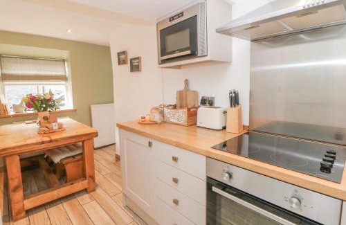Buxton House | Ardeevin Cottage