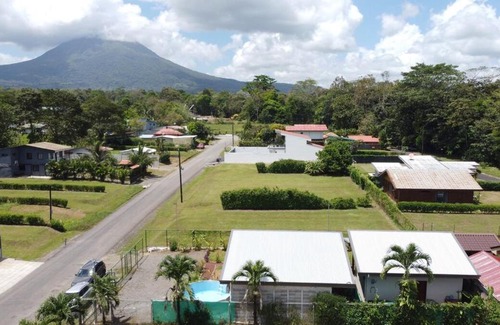 La Fortuna Apartment | Arenal Cozy Retreat with Pool Villa Tucán