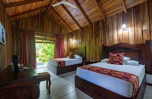 La Fortuna Hotel | Arenal History Inn