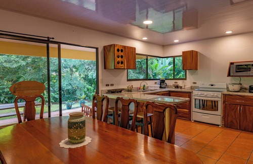 La Fortuna Villa | Arenal Paradise Home - Wildlife Paradise!