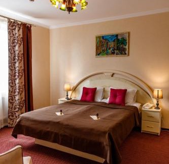 Yavory Hotel | Argo