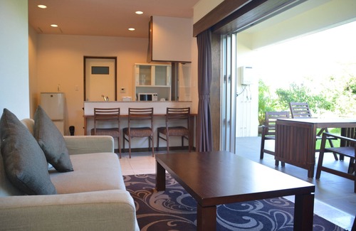 Gushiken Apartment | Arimabaru Beach Resort