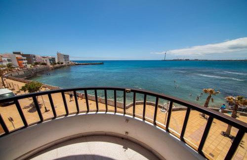 Playa de Arinaga Apartment | Arinaga Colors, tu casa en la playa