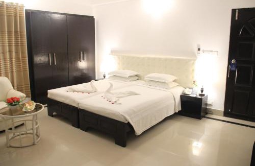 Gulshan Hotel | Aristocrat Inn - Gulshan Lake Park & American club