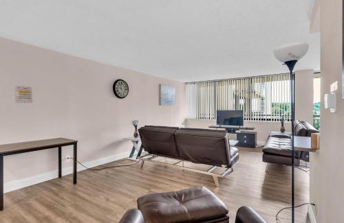Crystal City Apartment | Arlington 2BR 2Ba Apartment in Crystal City apts