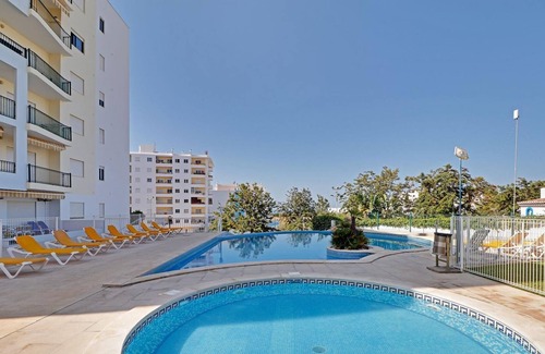 Armacao de Pera Apartment | Arma O DE Pera Central by Homing
