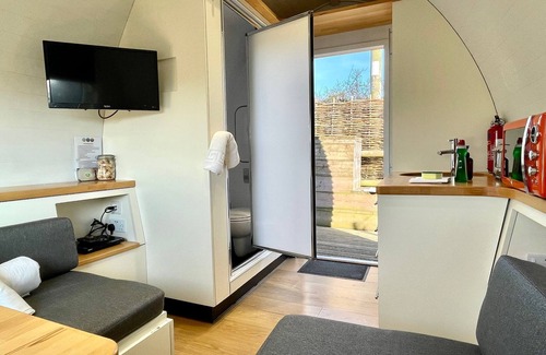 Brightlingsea Cabin | Armadilla 1 at Lee Wick Farm - cozy glamping for 2 adults with optional hot tub