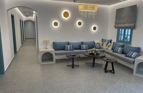 Kamari Hotel | Armonia