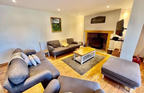New Forest District House | Arniss Farmhouse