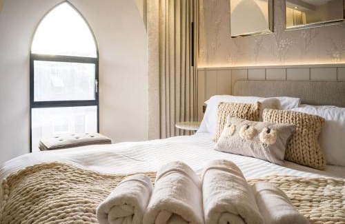 Isle of Arran House | Arran Shores Luxury Shorefront Apartment 4
