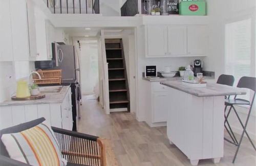 Warren House | Arrow Acres Retreat: All 3 Homes